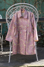 Load image into Gallery viewer, Anais Floral Satin Coat