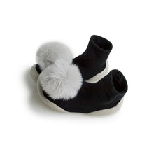 Load image into Gallery viewer, Pom-Pom Carbon Slipper Sock