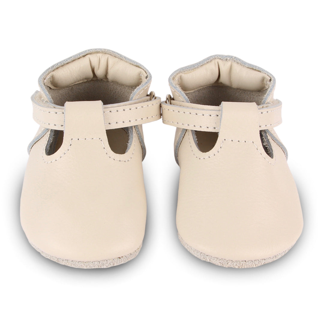 Elia Sandals